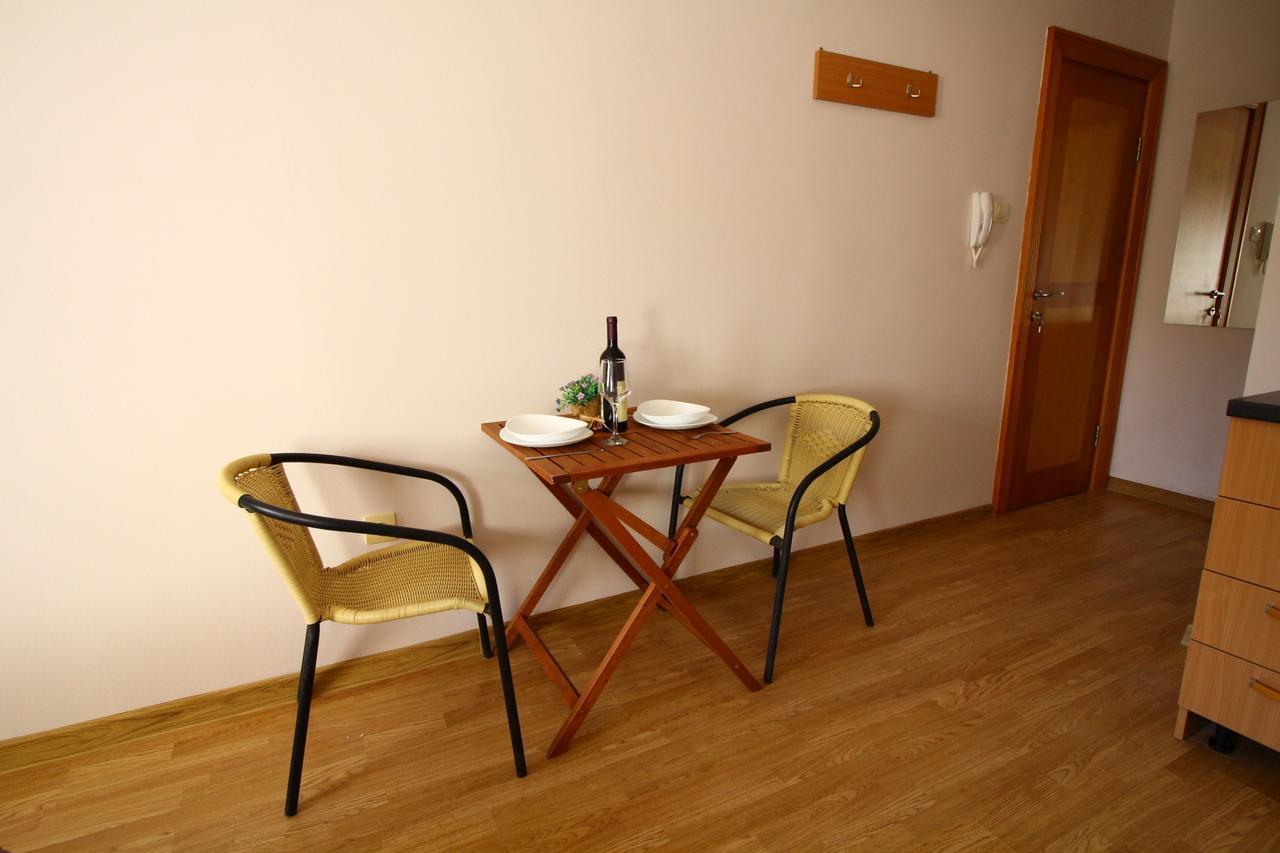 Apartments Astoria Hn Herceg Novi Exterior photo